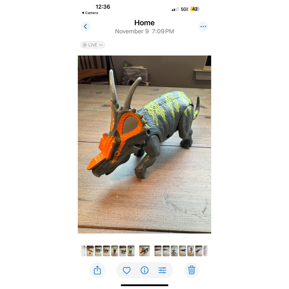 Mattel Jurassic World Dominion Roar Strikers Sinoceratops Dino Toy Fast Ship